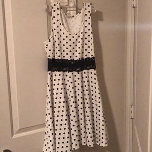 Black and white cute poke dot dress